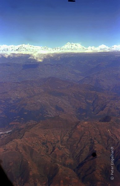 Sehr lange nach den Start unserer Maschine konnte man im Norden den Himalaya sehen.