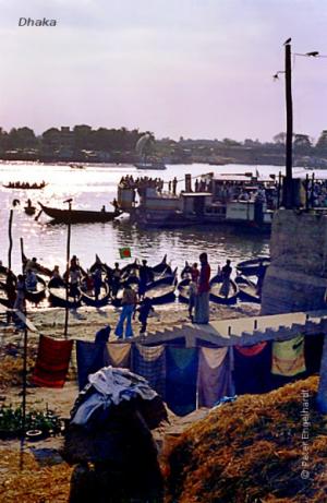 Flußhafen in Dhaka
