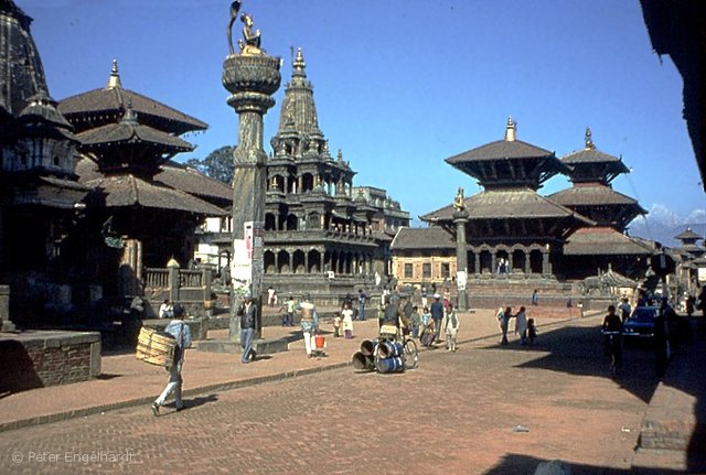 Der berühmte Tempelbezirk am Durbar Square in Patan